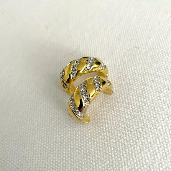 Gold-tone earings x 8 sets ONLY $45 - Picture 3 of 10